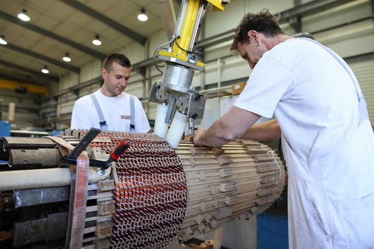 Pale zalihe gotovih industrijskih proizvoda u lipnju