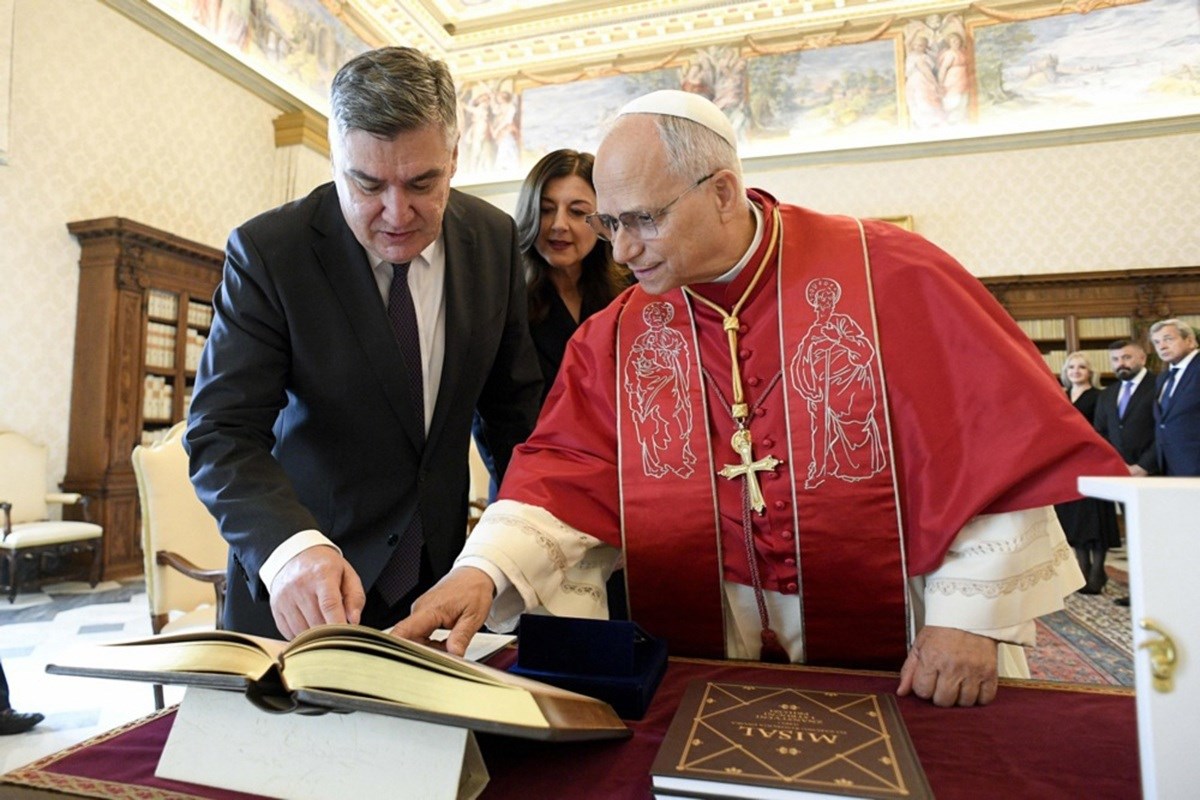 Milanović: Pozvao sam Papu u Hrvatsku, mislim da će doći