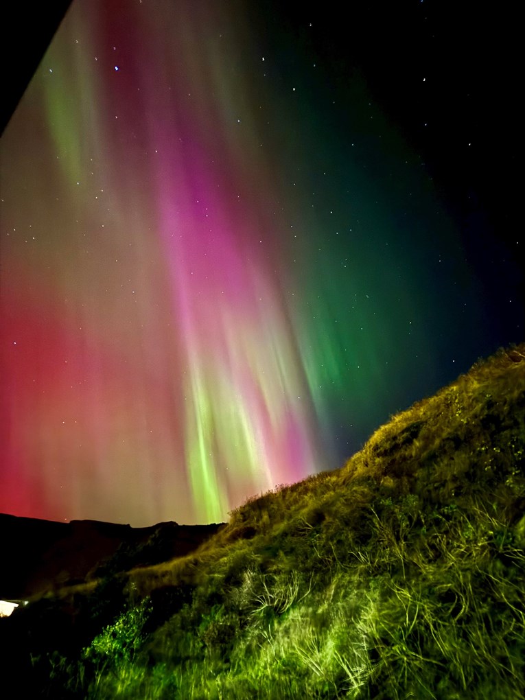 FOTO Nevjerojatni prizori: Ovako je aurora borealis izgledala s Islanda i iz Irske