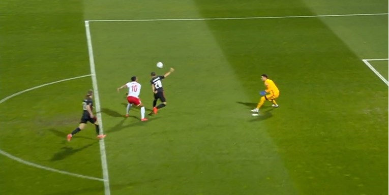 Sudac nije vidio da je ovo penal za Maltu