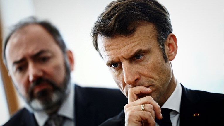 Macron će danas na TV-u braniti svoju mirovinsku reformu