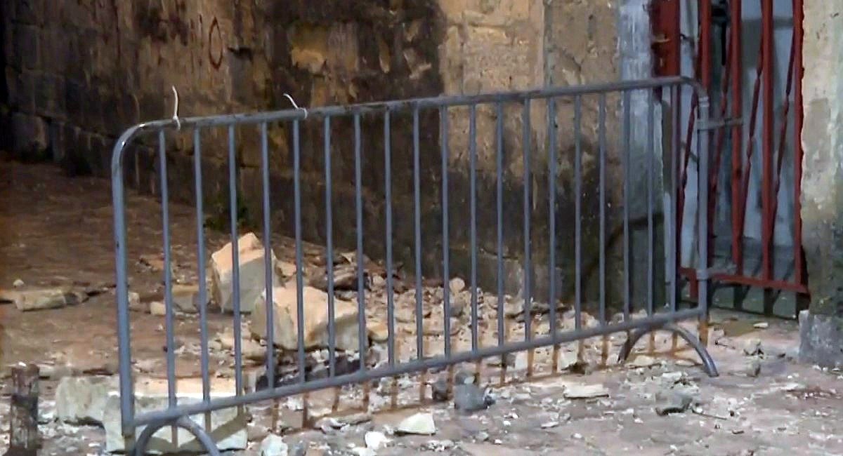 Curica (9) na koju je u Sinju pao kamen je izvan životne opasnosti