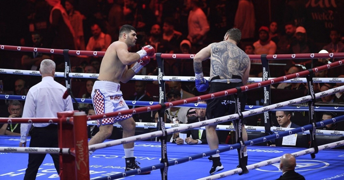 Pogledajte cijelu borbu Hrgovića i De Morija