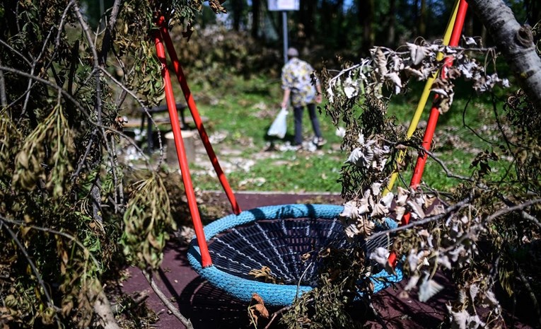 FOTO Park mladenaca u Zagrebu potpuno je uništen