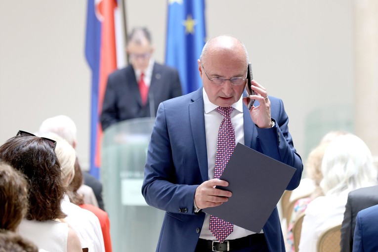 Grlić Radman: Rekao sam ministrima u EU da u BiH razgovaraju sa sva tri naroda