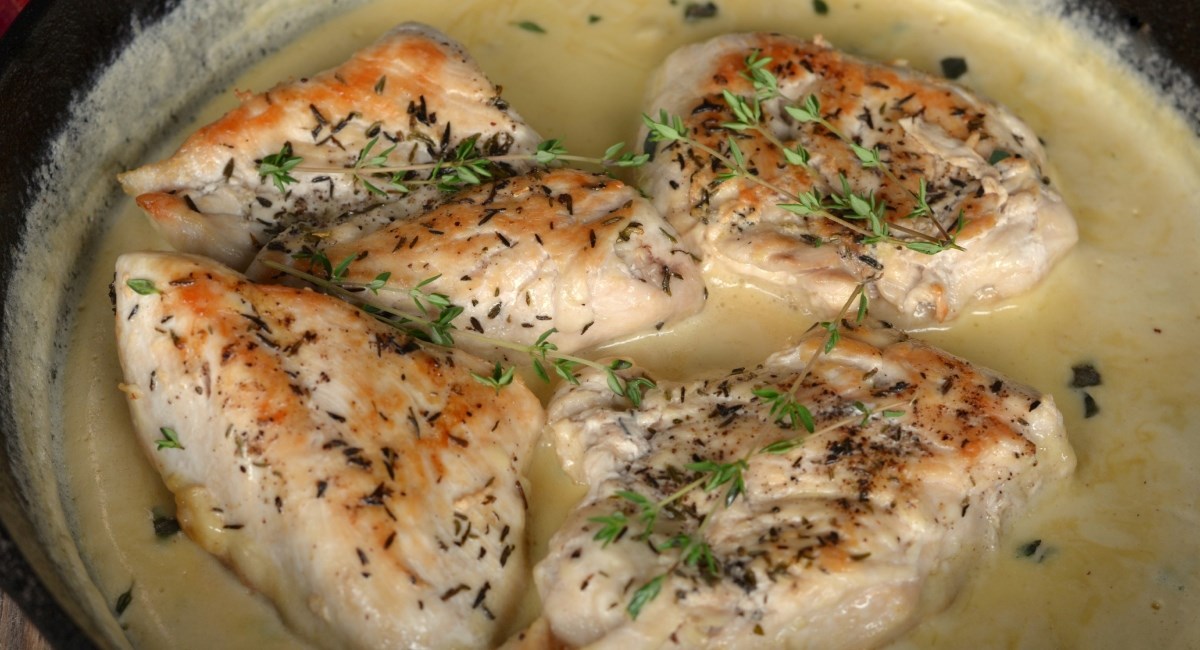 Piletina s 4 sastojka koja se topi u ustima, ne može biti jednostavnije