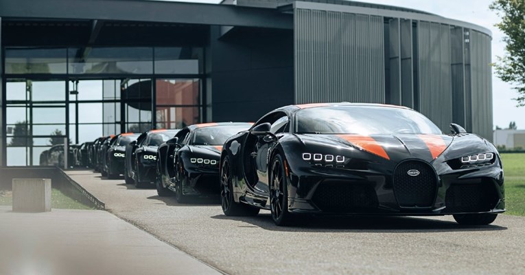 FOTO Bugatti je pokazao prvih osam automobila spremnih pojuriti do 442 km/h