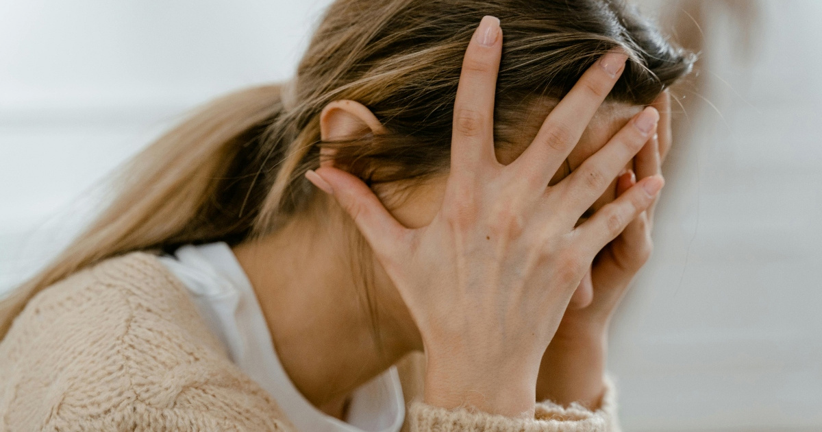 Jeste li najstarija kći? Terapeuti kažu da vas jedna osobina može činiti nesretnima