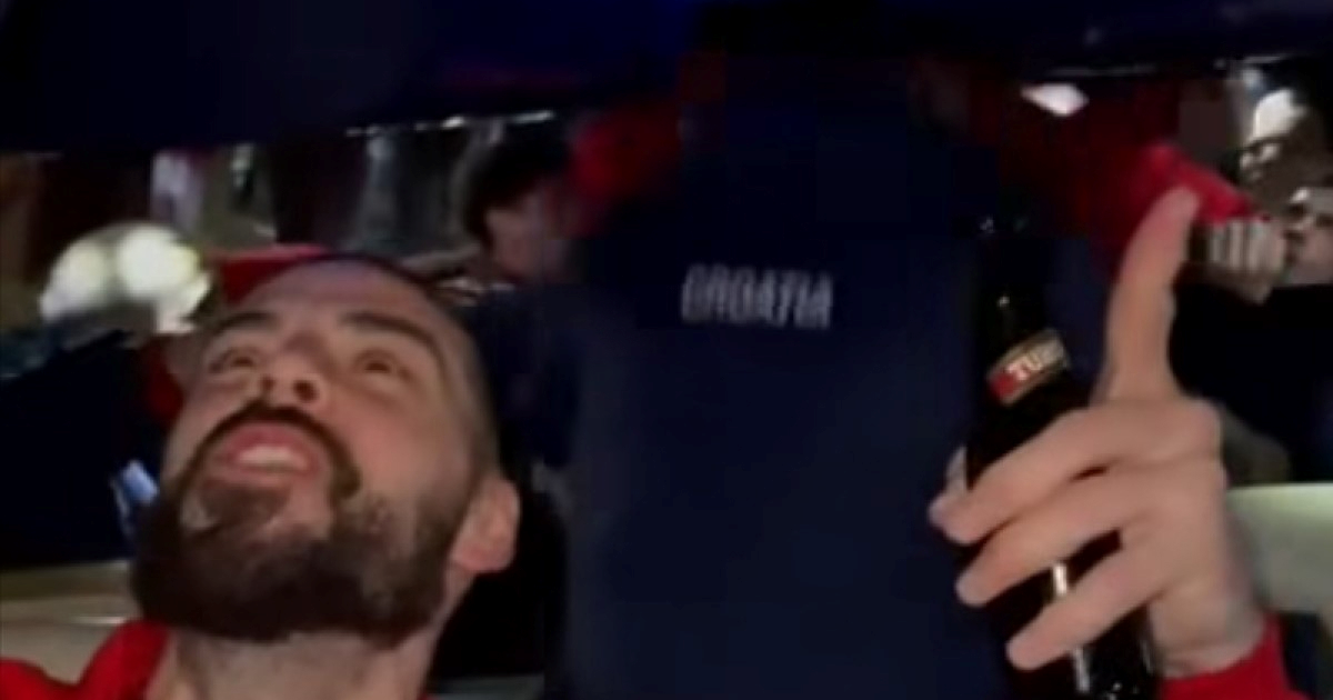 Rukometaši u autobusu pjevali Thompsonovu pjesmu: "Kad zapjevam Partija mi sudi"