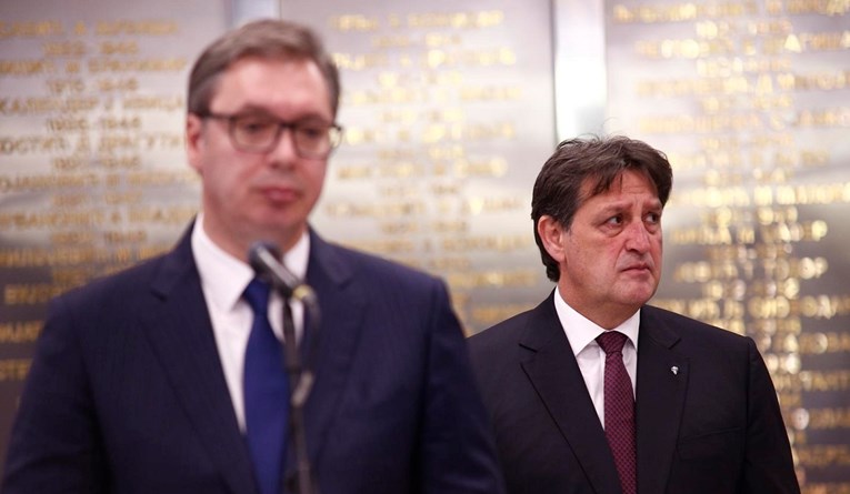 Ništa od smjene srpskog ministra, prosvjednici tvrde da je odgovoran za masakre