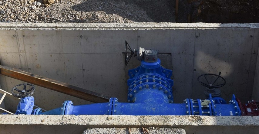 Popravljen je cjevovod zbog kojeg je 20.000 ljudi u Dalmatinskoj zagori bilo bez vode