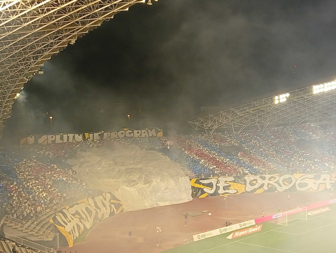 Torcidina koreografija protiv Rakowa: U Splitu je program, Hajduk je droga