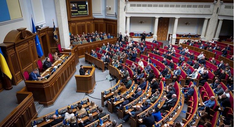 Ukrajinskim zastupnicima rečeno da danas drže obitelji podalje od vladine četvrti