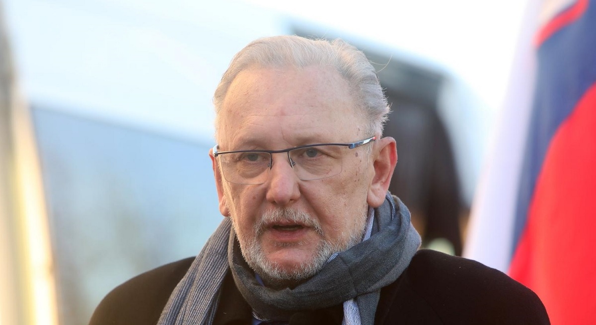 Božinović: Razmišljamo o skraćivanju karantene. Sutra imamo važan sastanak