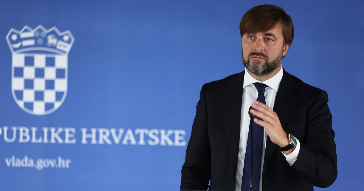 Ćorić (tć) najavio pregovore o plaćama u javnim i državnim službama