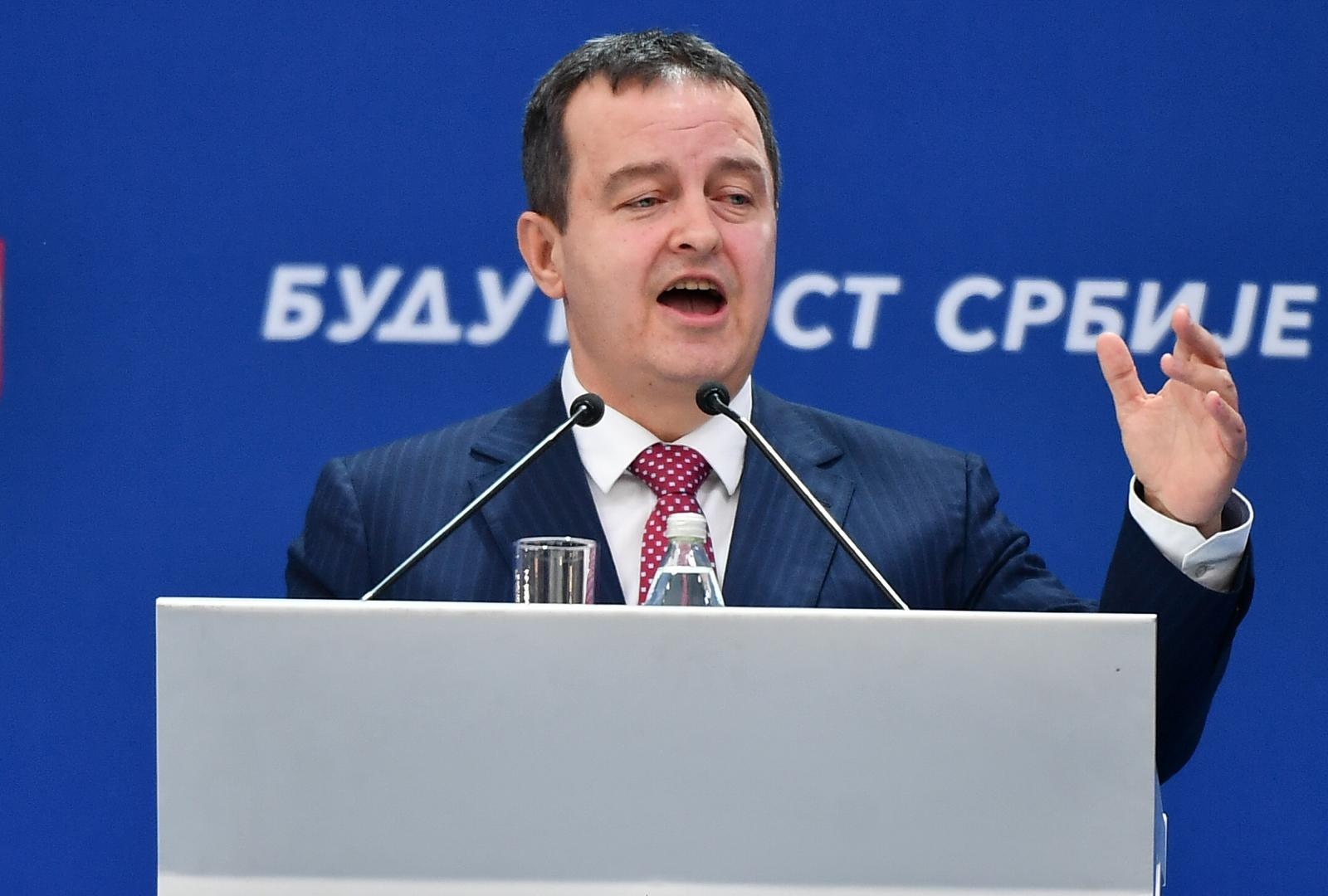 Dačić napravio jako neugodnu scenu, EU povjerenik demonstrativno otišao
