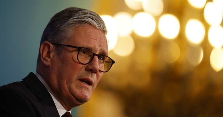 U kući britanskog premijera izbio požar, uhićen mladić (21)