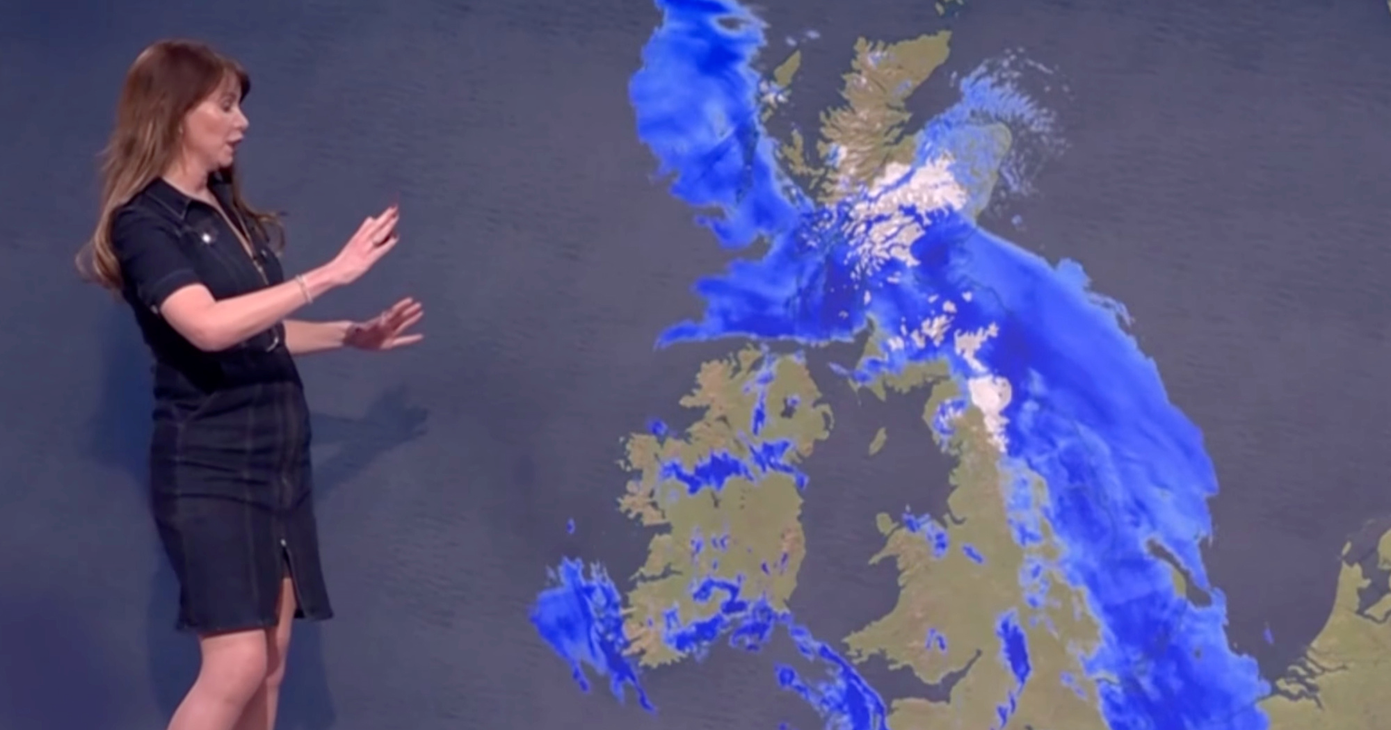 BBC-jevoj voditeljici se rastvorila haljina, sad se raspravlja što je imala ispod