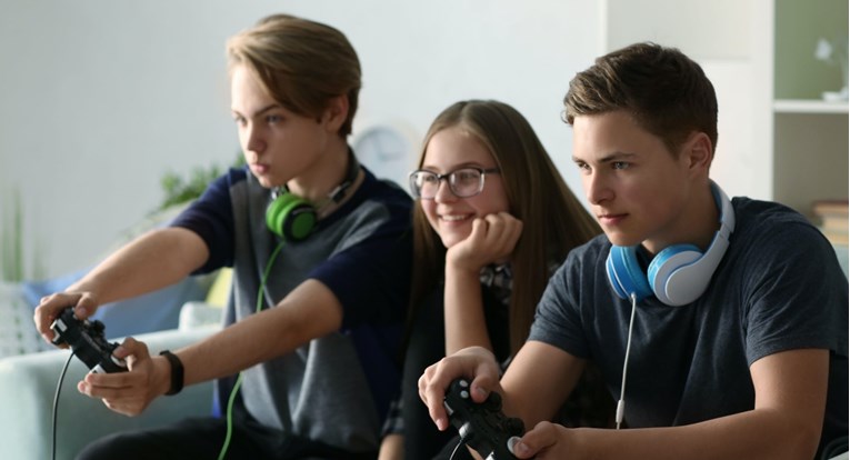 Njemački tinejdžeri u karanteni su 75 posto više vremena provodili uz digitalne igre