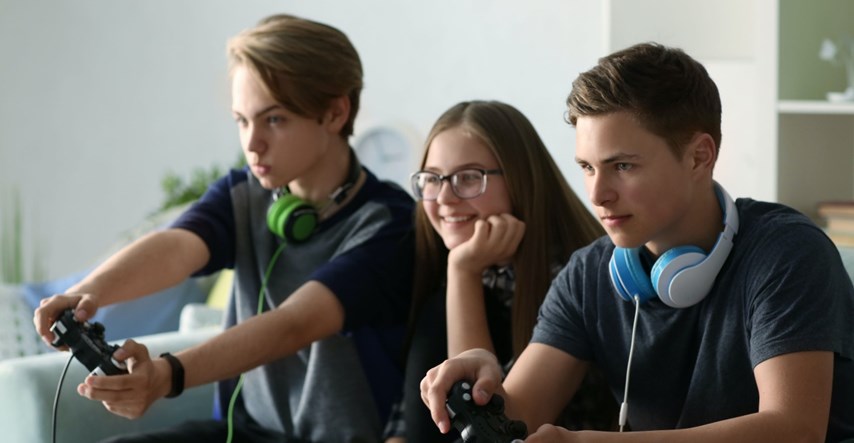 Njemački tinejdžeri u karanteni su 75 posto više vremena provodili uz digitalne igre