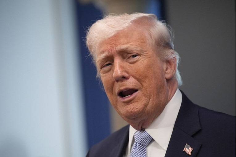 Prijetnje Iranu potaknule pozive za aktiviranje 25. amandmana i smjenu Trumpa