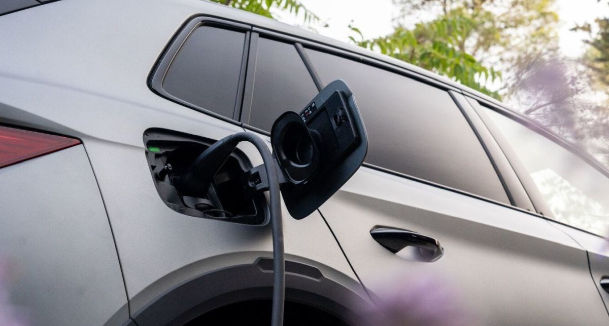 Krađa kabela za punjenje sve učestalija. Lopovi za malu zaradu rade veliku štetu