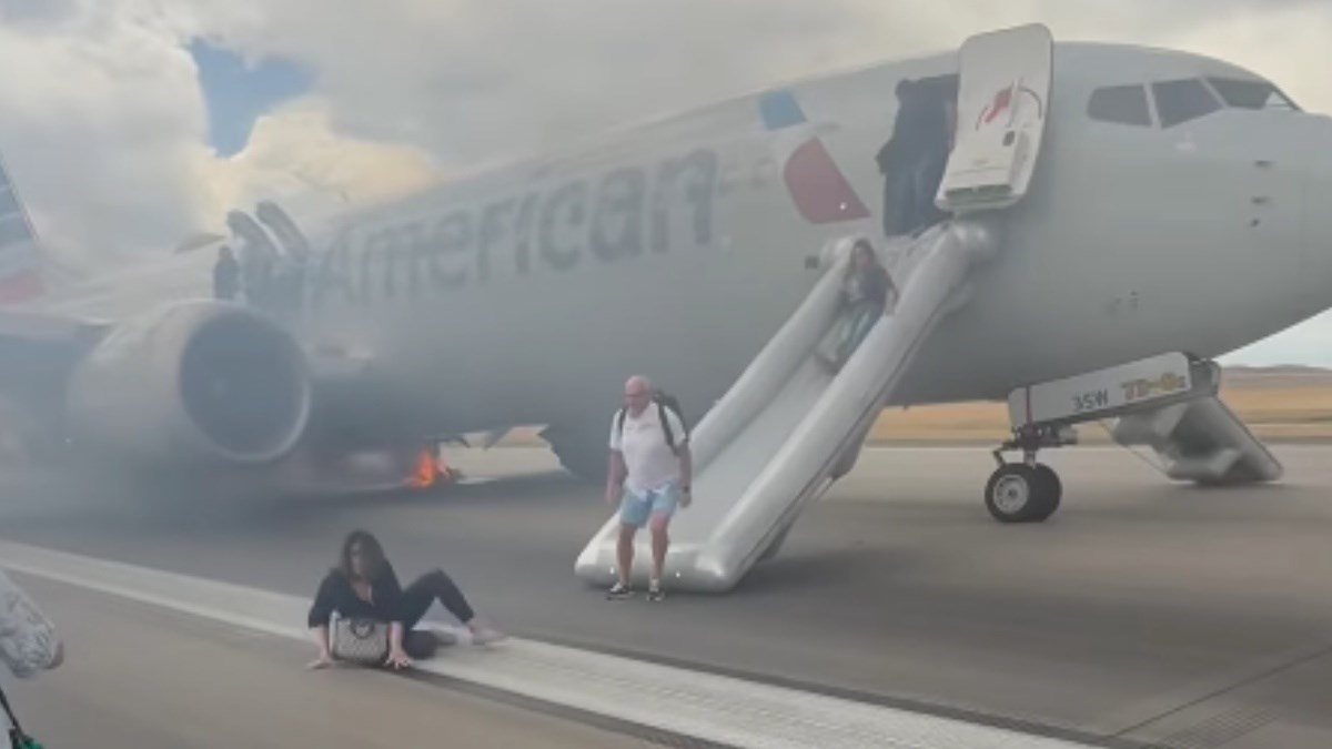 VIDEO Avionu u Americi pukla guma pred polijetanje, svi ekspresno evakuirani