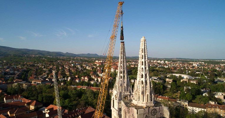 VIDEO Vojska objavila snimke skidanja tornja katedrale iz zraka, pogledajte