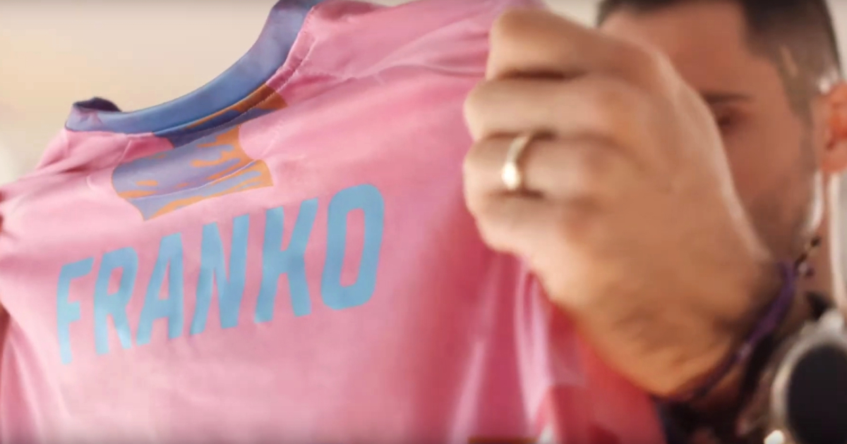 Zašto je Franko Andrijašević protiv Hajduka istrčao u posebnom ružičastom dresu?