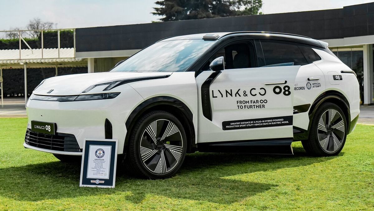 Lynk & Co postavio svjetski rekord u električnom dosegu za hibride. Na struju 293 km