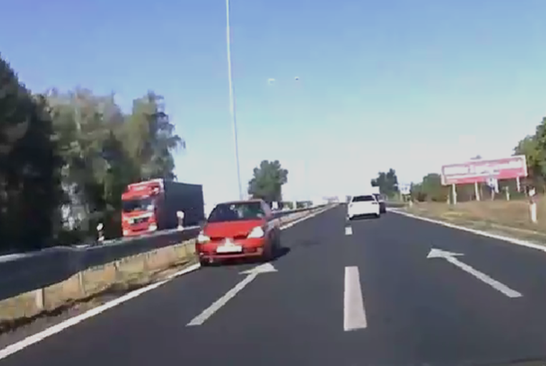 VIDEO Snimljen auto u krivom smjeru na obilaznici kod Osijeka