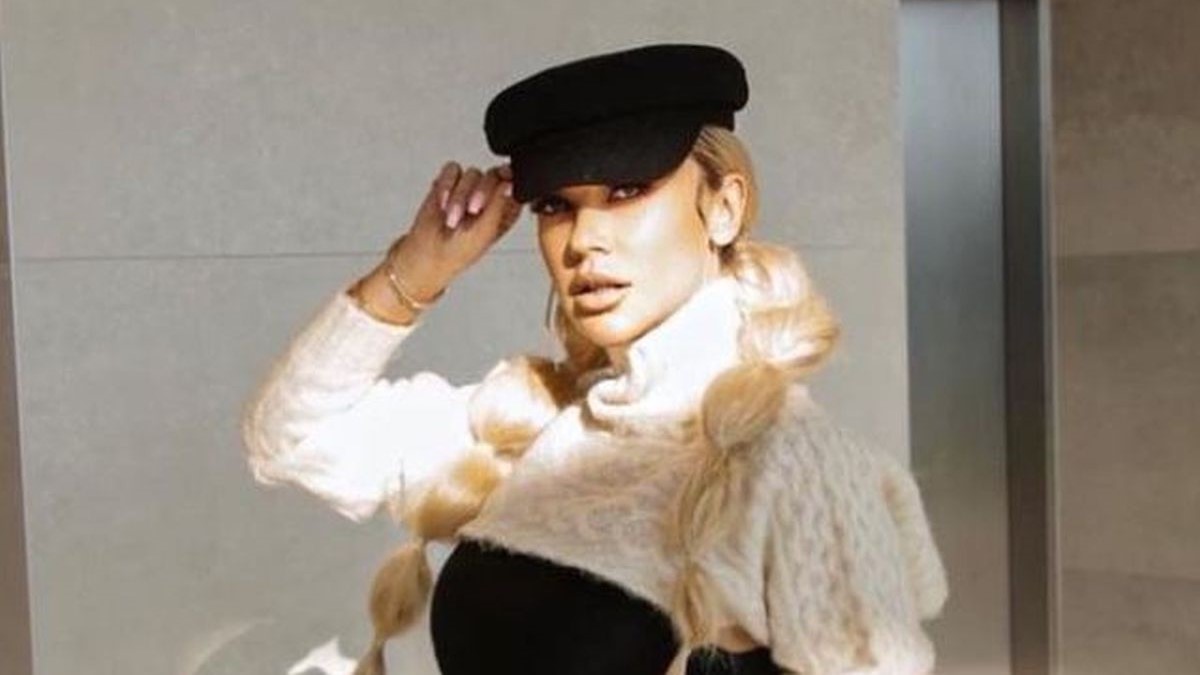 Maja Šuput pokazala trudnički trbuščić u zanimljivoj modnoj kombinaciji