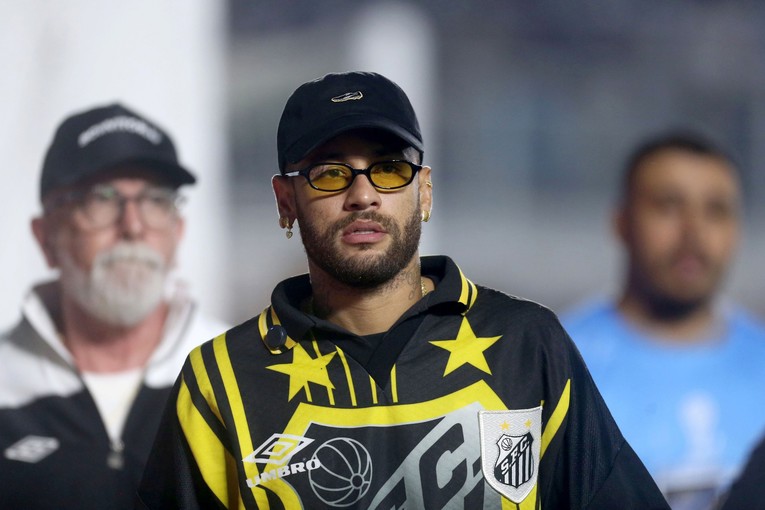 Neymar navijačima rivala: Bez koljena sam bolji od cijele vaše momčadi