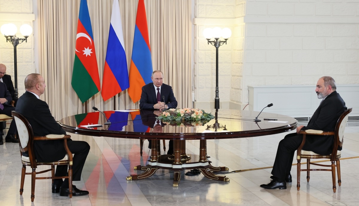 Putin bio domaćin mirovnih pregovora Armenije i Azerbajdžana