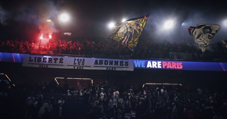 FOTO Tisuće Parižana na Parku prinčeva navijaju za PSG