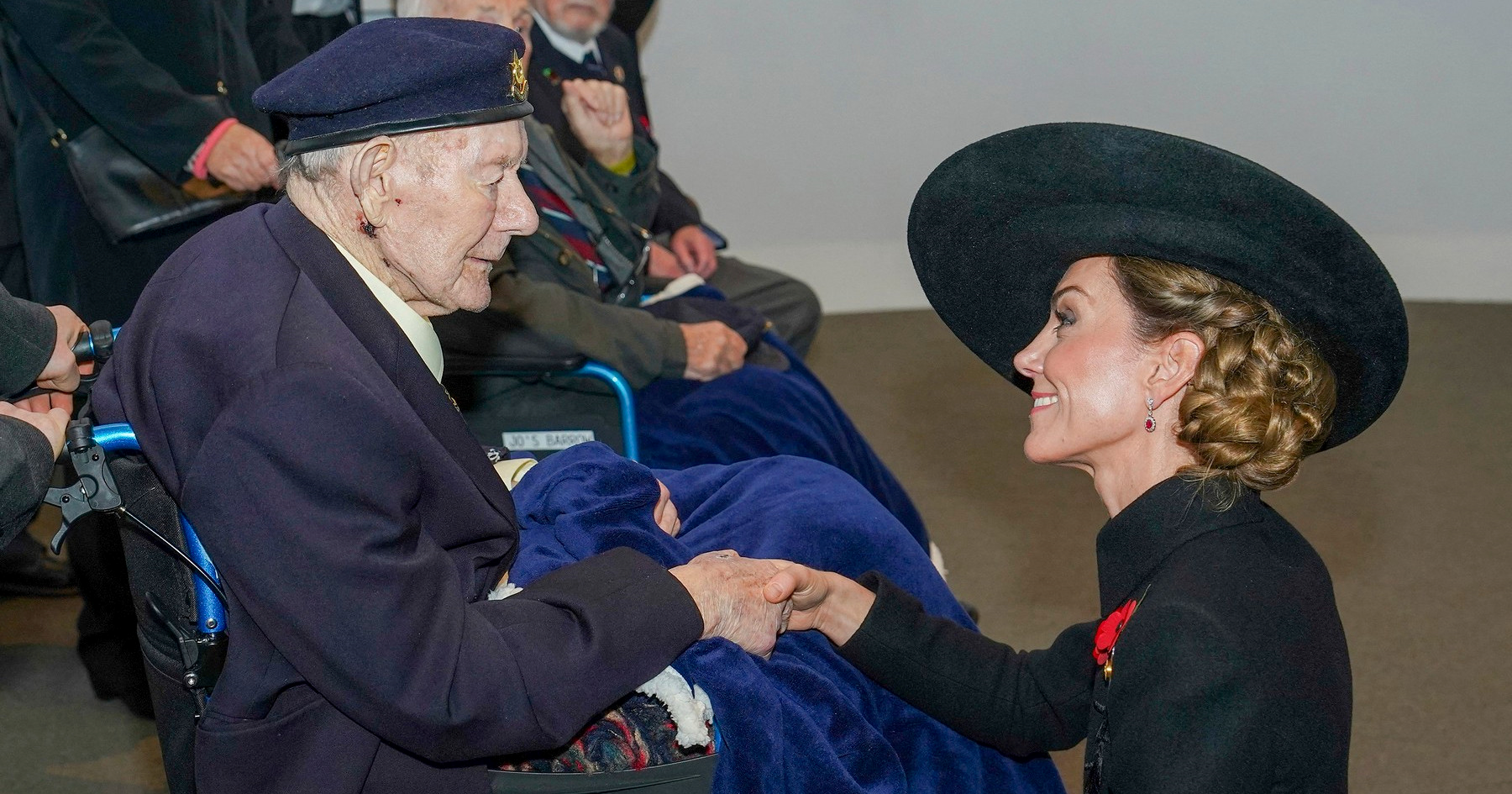 Kate Middleton pitala veterana (100) za tajnu dugovječnosti. Odgovor ju je iznenadio