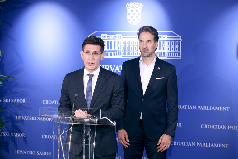 Mostovci pisali Plenkoviću: Hitno proglasite izvanredno krizno stanje u Karlovcu