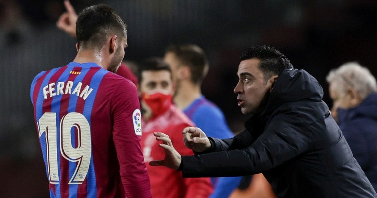 Barcelona tjera osam igrača da bi dovela igrače koje Xavi želi
