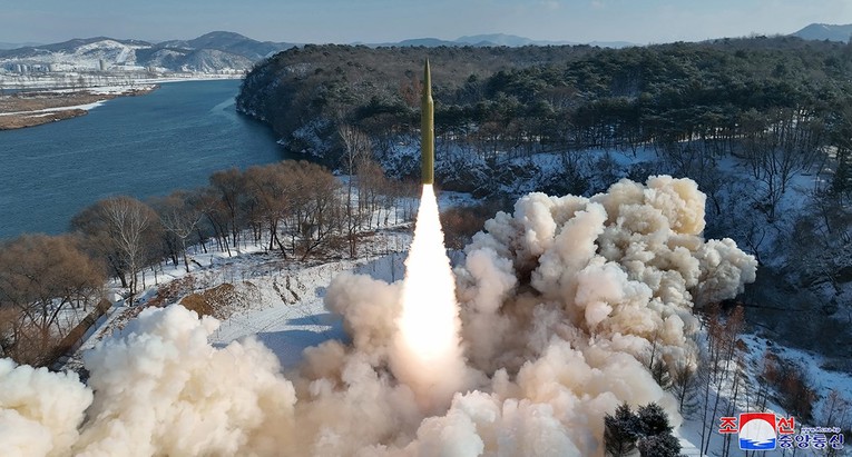 Sjeverna Koreja testirala novi projektil, letio je oko 1000 kilometara