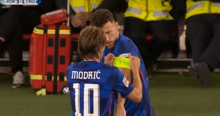 VIDEO Modrić predao kapetansku traku Perišiću