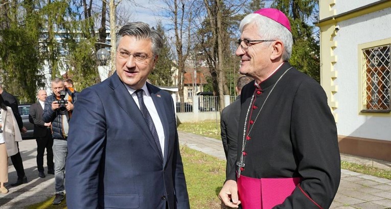 U Banjoj Luci zaređen novi biskup. Na ceremoniji bio i Plenković