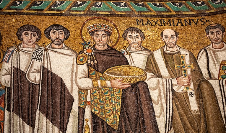 Obnovio je Rimsko Carstvo, bio je jedan od najmoćnijih vladara u europskoj povijesti