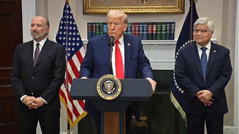 Trump: Mislim da dogovor s Ukrajinom nije propao, Zelenski treba biti zahvalniji