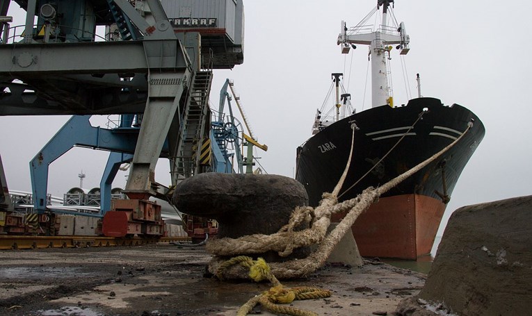 Uoči mirovnih pregovora Rusija Ukrajini vratila zaplijenjene ratne brodove
