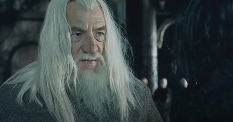 Sir Ian McKellen želi glumiti Gandalfa u novom filmu Gospodar prstenova