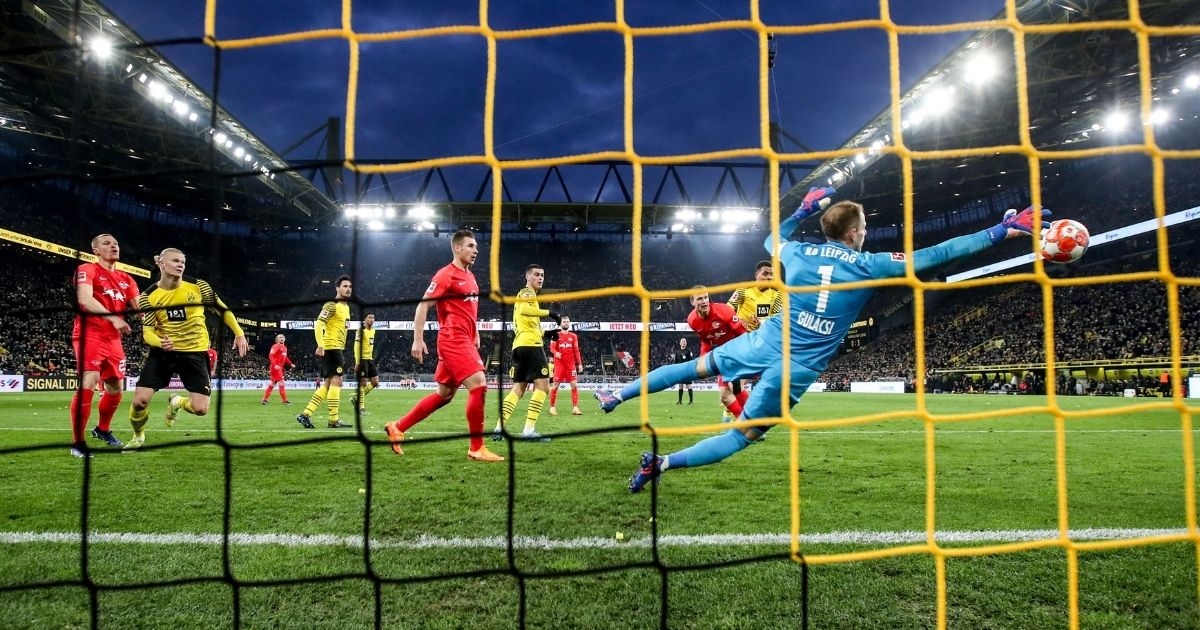 Rusi u 13. minuti prekinuli prijenos njemačkog derbija: "Ovo je izvan naše kontrole"