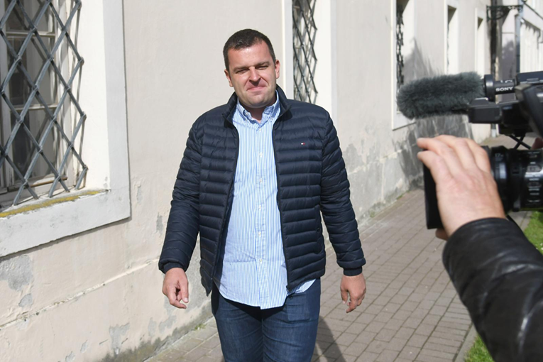 HSLS: Zadnji put su bili hrvatski kulturnjaci, sad su srpski. Tko je idući?