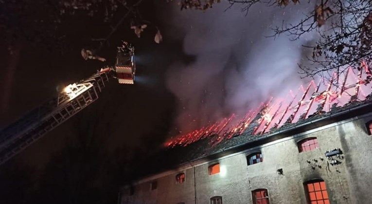 U Zagrebu u manje od sat vremena izbila 4 požara, gorjeli skladište, kuća i zgrade