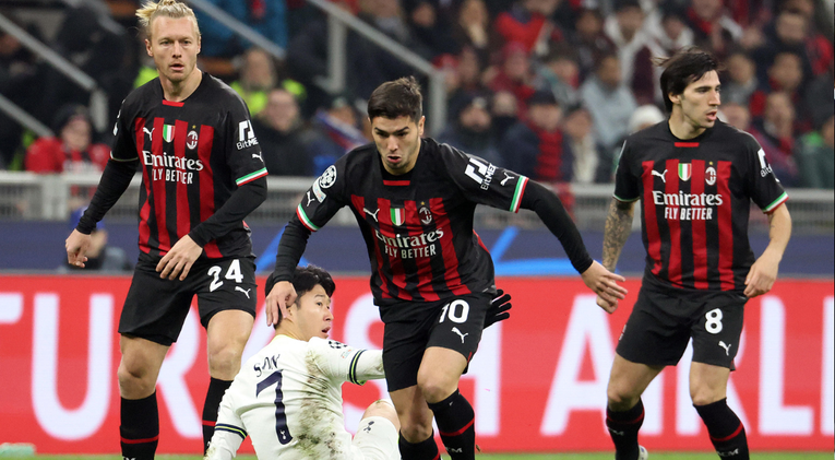 MILAN - TOTTENHAM 1:0 Milan srušio Tottenham. San Siro zviždao Perišiću