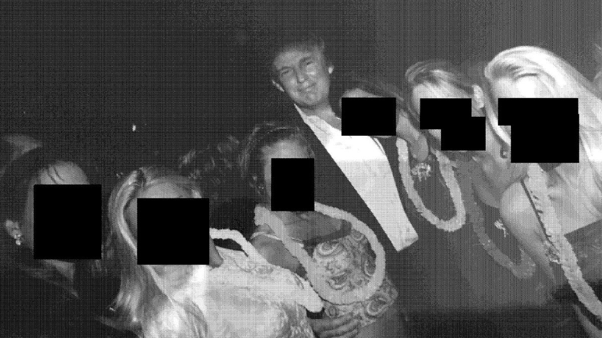 Objavljene nove fotografije s Epsteinovog imanja, na njima i Trump